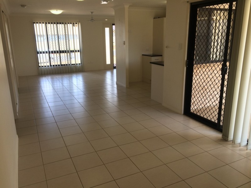 3 Emery Street, Gracemere QLD 4702