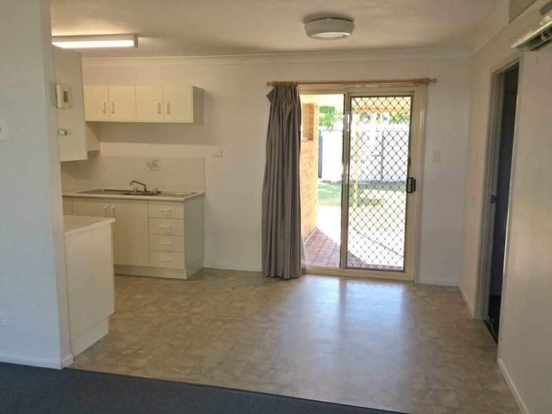 3 Mathias Place, Kawana QLD 4701