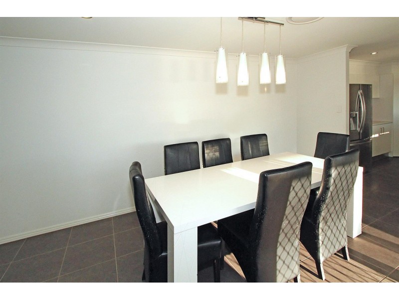 6 Hume Court, Gracemere QLD 4702