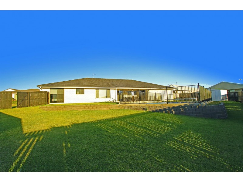 6 Hume Court, Gracemere QLD 4702