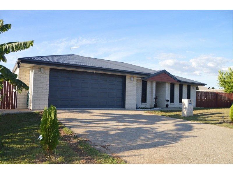 9 Sturt Court, Gracemere QLD 4702