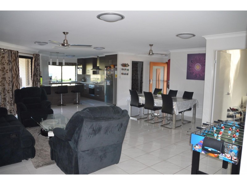 9 Sturt Court, Gracemere QLD 4702