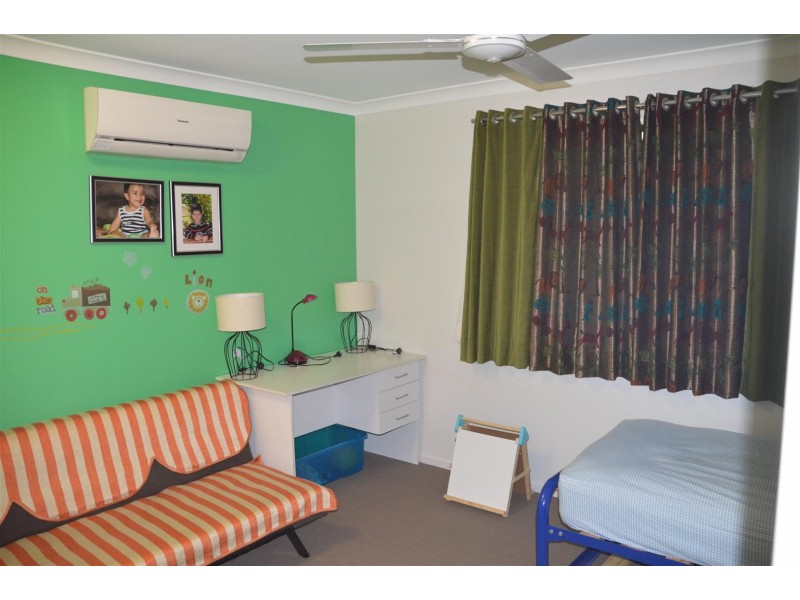 9 Sturt Court, Gracemere QLD 4702