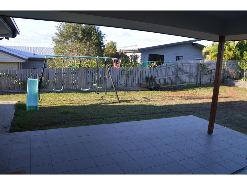 9 Sturt Court, Gracemere QLD 4702