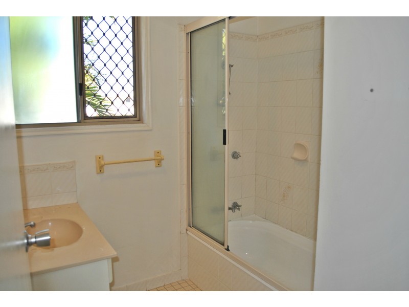 104 Donovan Crescent, Gracemere QLD 4702