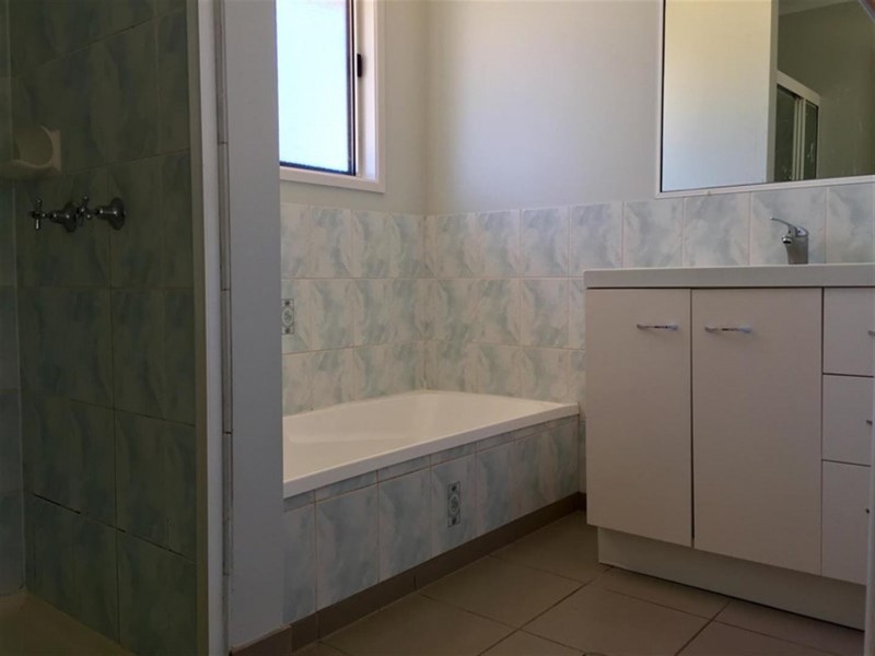 78 Donovan Crescent, Gracemere QLD 4702