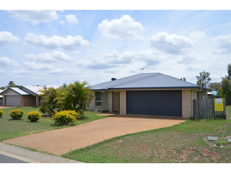 18 Seonaid Place, Gracemere QLD 4702