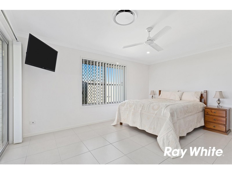 19 Rosebrook Place, Gracemere QLD 4702