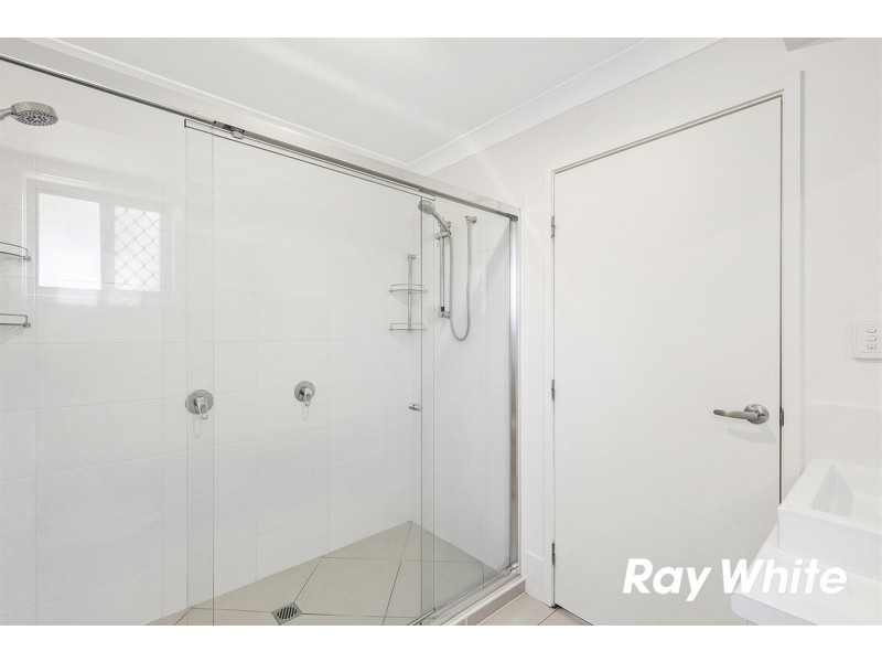 19 Rosebrook Place, Gracemere QLD 4702