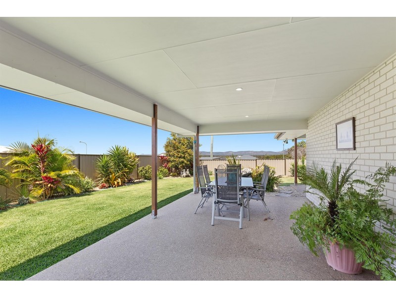 19 Rosebrook Place, Gracemere QLD 4702