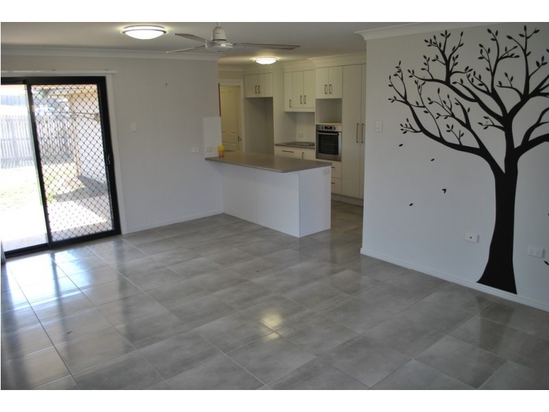 24 Burke and Wills Drive, Gracemere QLD 4702