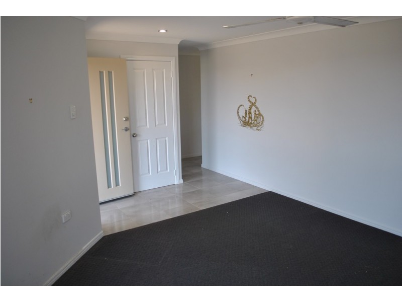 24 Burke and Wills Drive, Gracemere QLD 4702