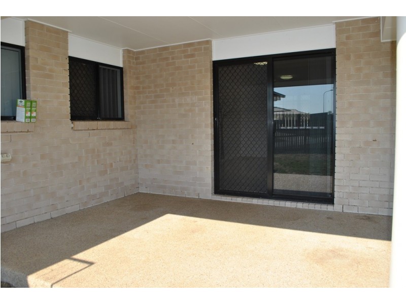 24 Burke and Wills Drive, Gracemere QLD 4702