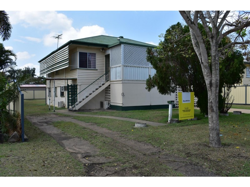 17 Cowap Street, Park Avenue QLD 4701