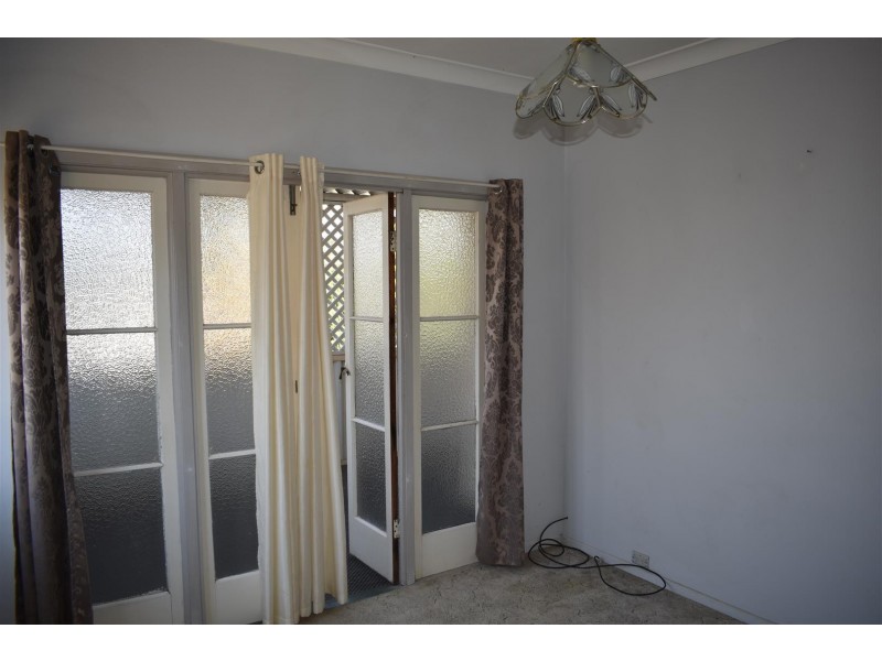 17 Cowap Street, Park Avenue QLD 4701