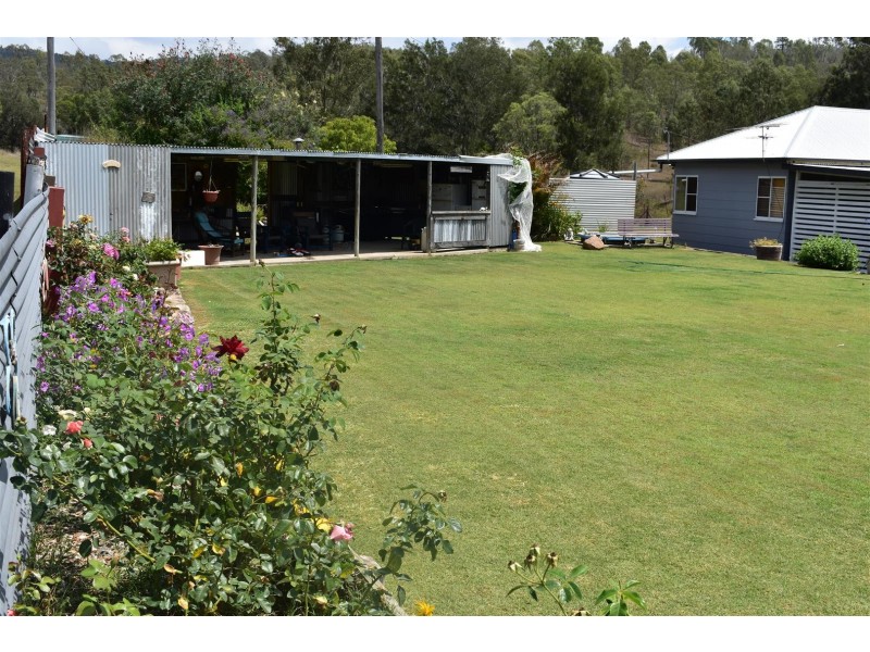 10 Crossley Street, Baree QLD 4714