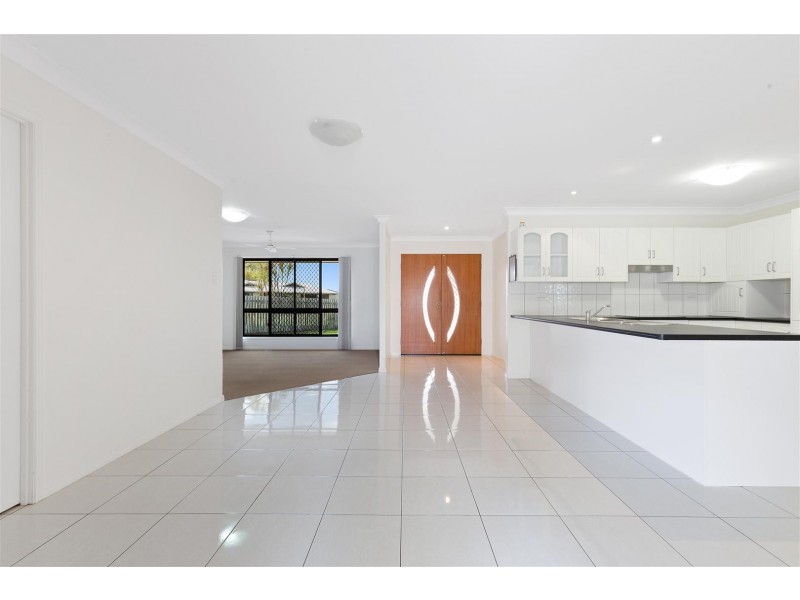 15 Gilmore Court, Gracemere QLD 4702