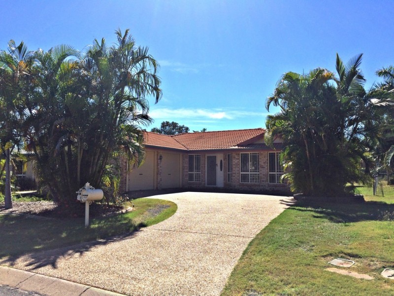 9 Deakin Close, Gracemere QLD 4702