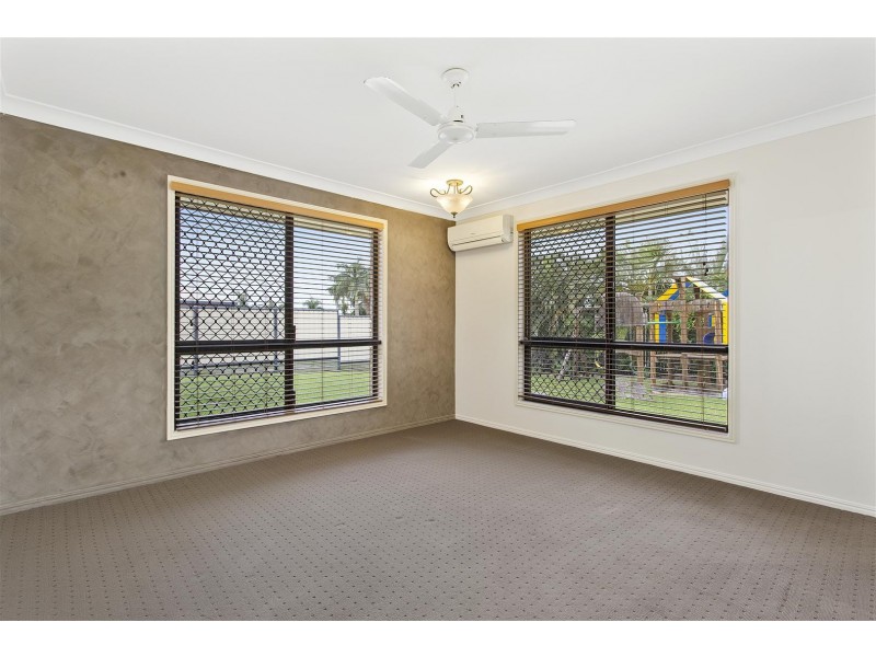 17 Poinciana Place, Gracemere QLD 4702