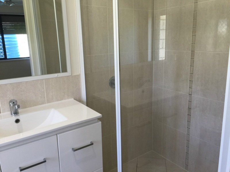 60 Huff Street, Gracemere QLD 4702