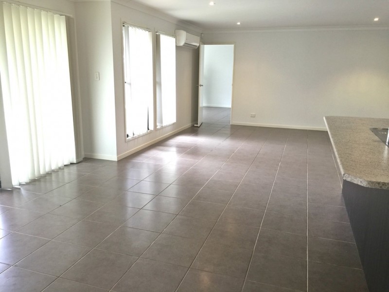 2 Tippett Crescent, Gracemere QLD 4702