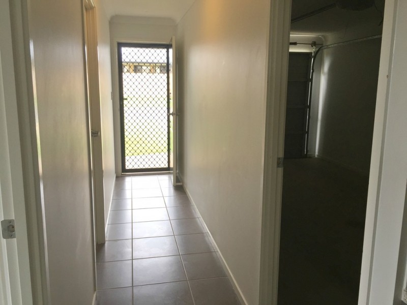 2 Tippett Crescent, Gracemere QLD 4702