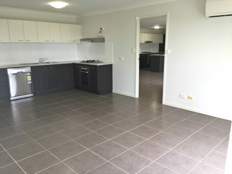 2 Tippett Crescent, Gracemere QLD 4702