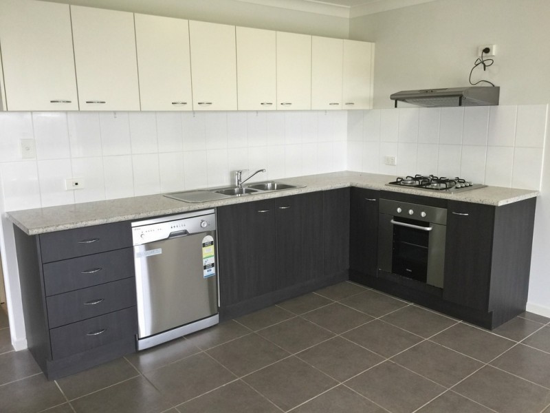 2 Tippett Crescent, Gracemere QLD 4702