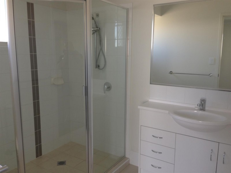 27 Koolamarra Drive, Gracemere QLD 4702