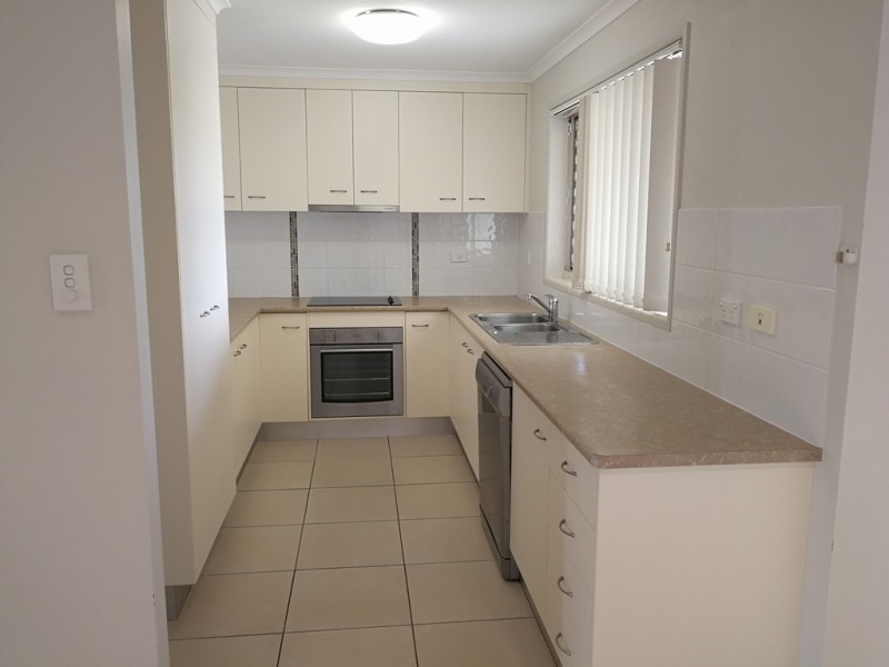 15 Koolamarra Drive, Gracemere QLD 4702