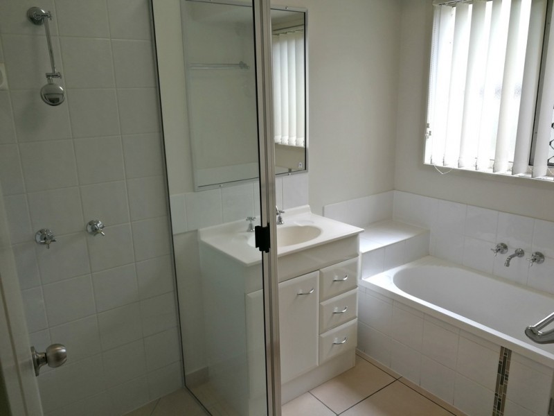 15 Koolamarra Drive, Gracemere QLD 4702