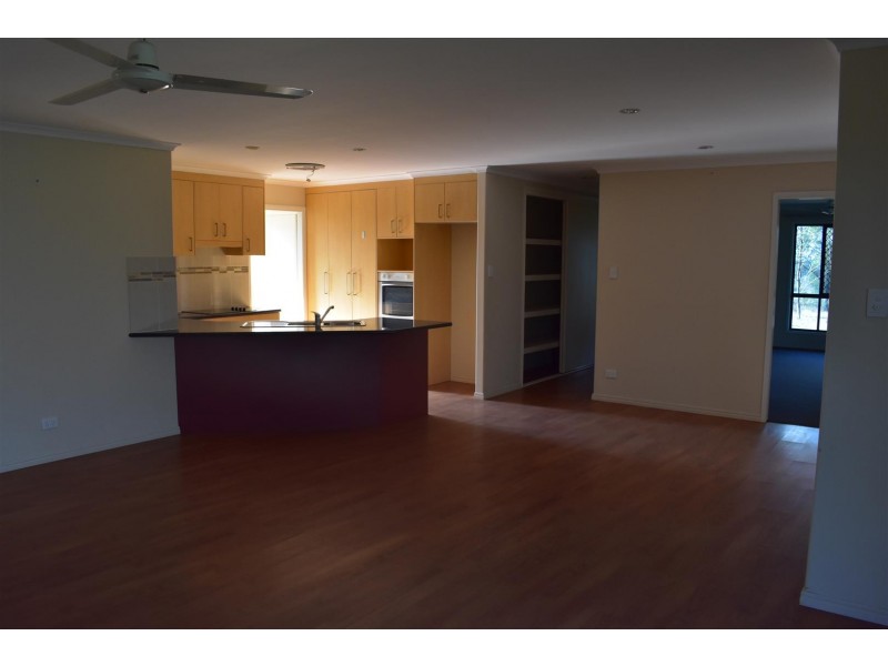 299 Davis Road, East End QLD 4695