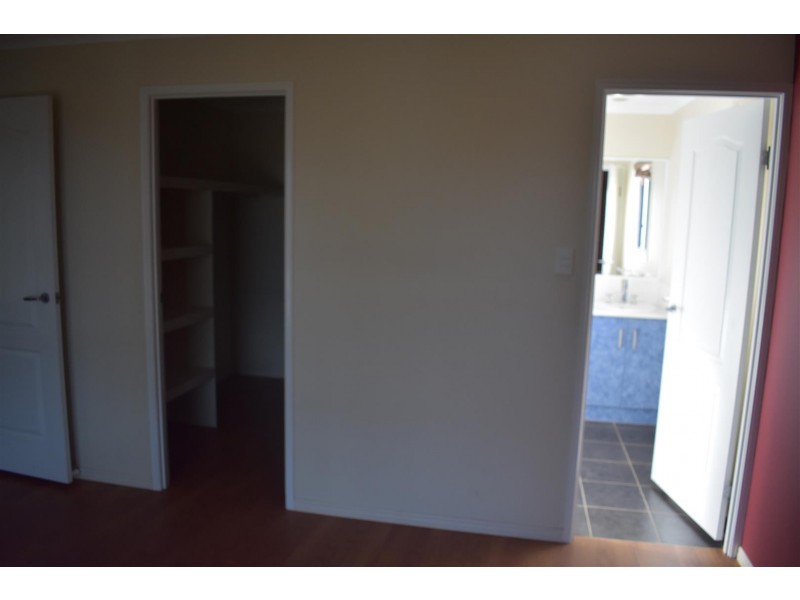 299 Davis Road, East End QLD 4695