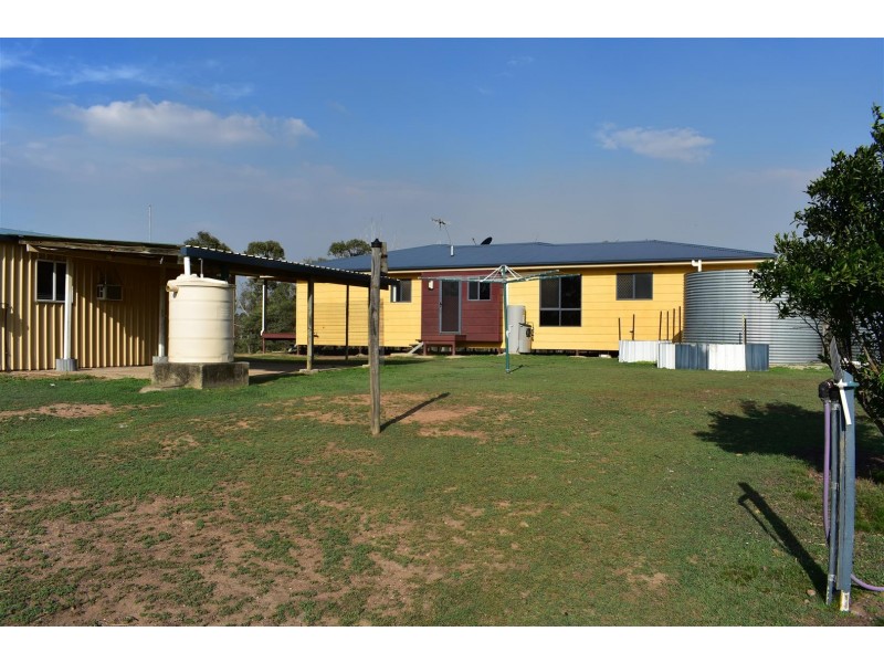 299 Davis Road, East End QLD 4695