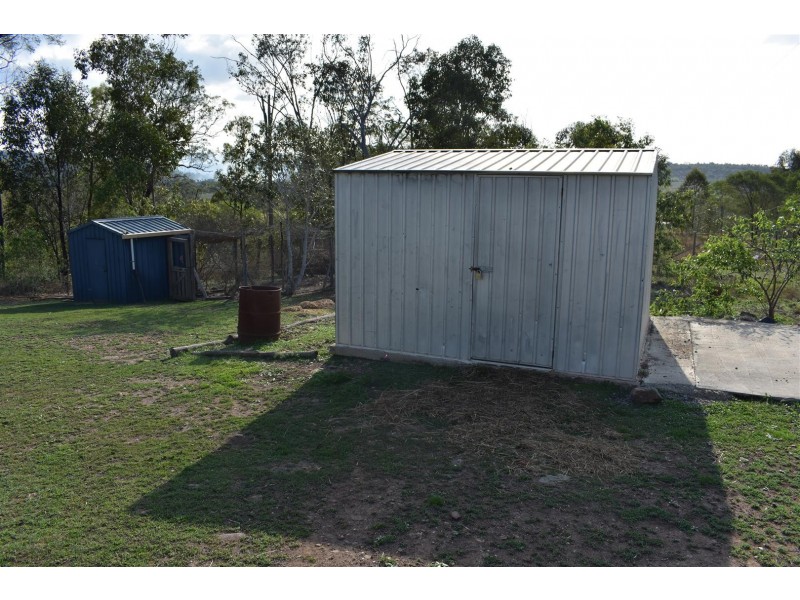 299 Davis Road, East End QLD 4695