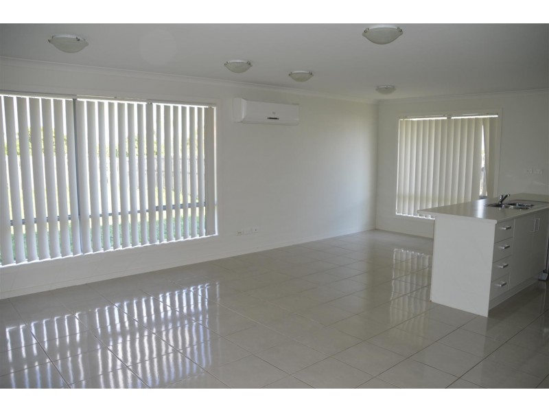 7 Taramoore Road, Gracemere QLD 4702