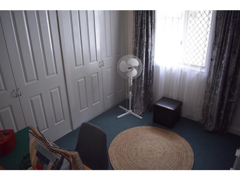 28 West Street, Mount Morgan QLD 4714