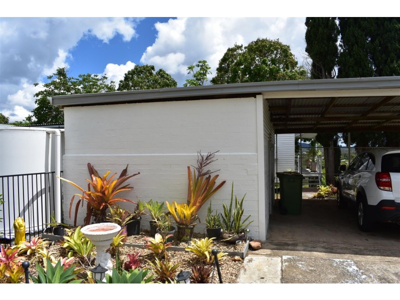 28 West Street, Mount Morgan QLD 4714