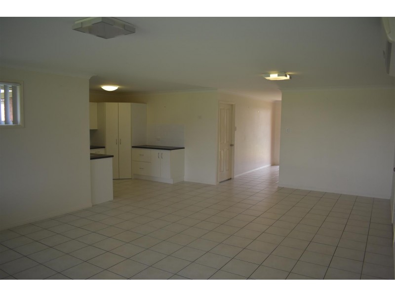 13 Riley Drive, Gracemere QLD 4702