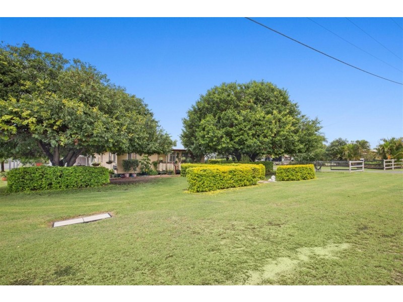 69 Somerset Road, Gracemere QLD 4702