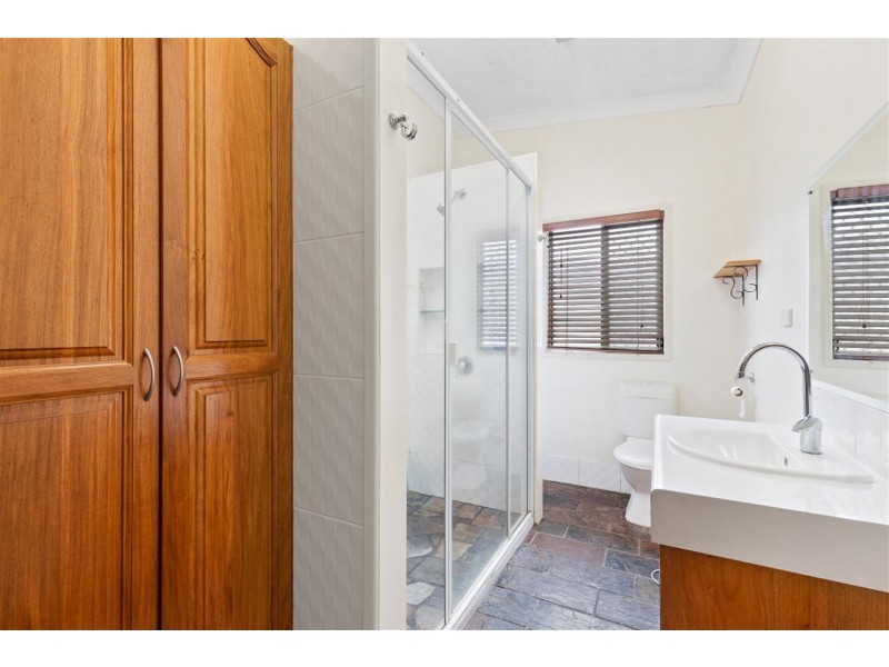 69 Somerset Road, Gracemere QLD 4702