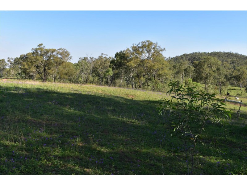 13 Smalls Road, Mount Morgan QLD 4714