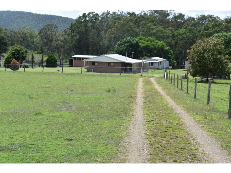 49582 Burnett Highway, Oakey Creek QLD 4714