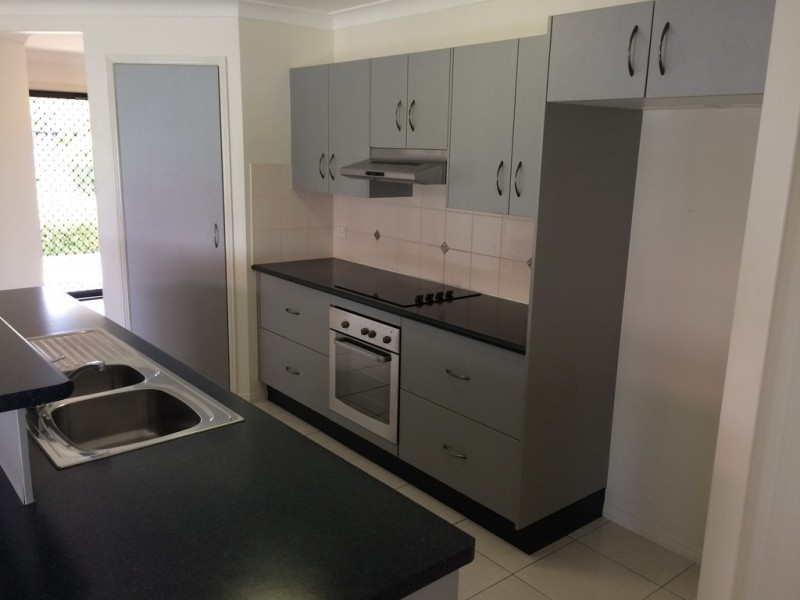 3 Anna Meares Avenue, Gracemere QLD 4702