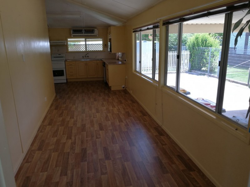 32 Fisher Street, Gracemere QLD 4702