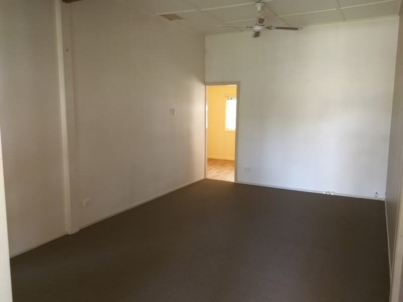 32 Fisher Street, Gracemere QLD 4702