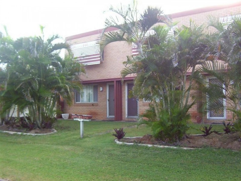 2/392 Perrier Avenue, Frenchville QLD 4701