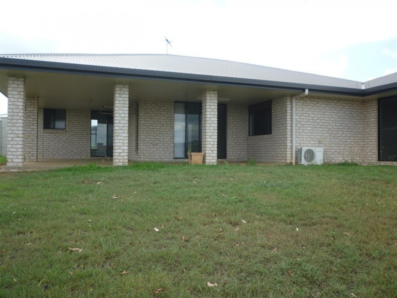 7 Lawson Court, Gracemere QLD 4702