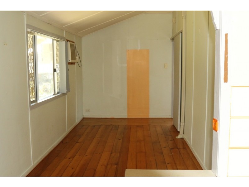 249 Moore Street, Berserker QLD 4701