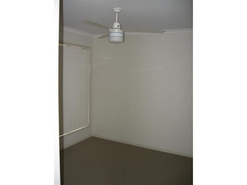 24 Jamie Crescent, Gracemere QLD 4702